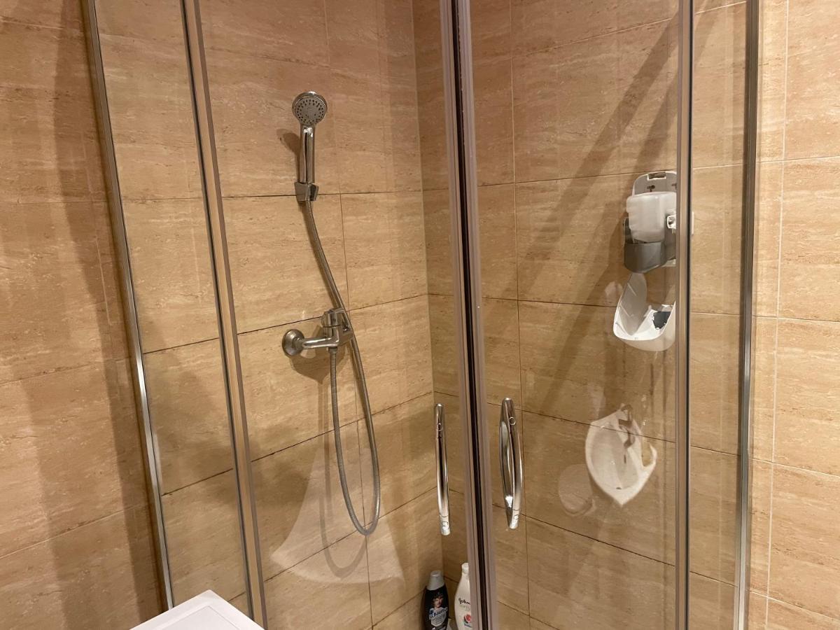 Lullaby Private Rooms بوزنان المظهر الخارجي الصورة